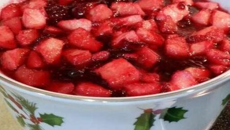 Superb Cranberry Sauce with Apples and Pears