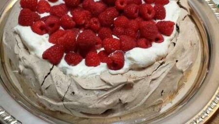 Chocolate Pavlova