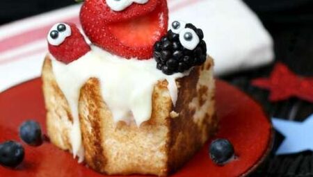 Toasted Angel Food Cake with Strawberries