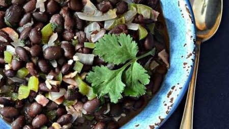 Easy Brazilian Black Bean Stew